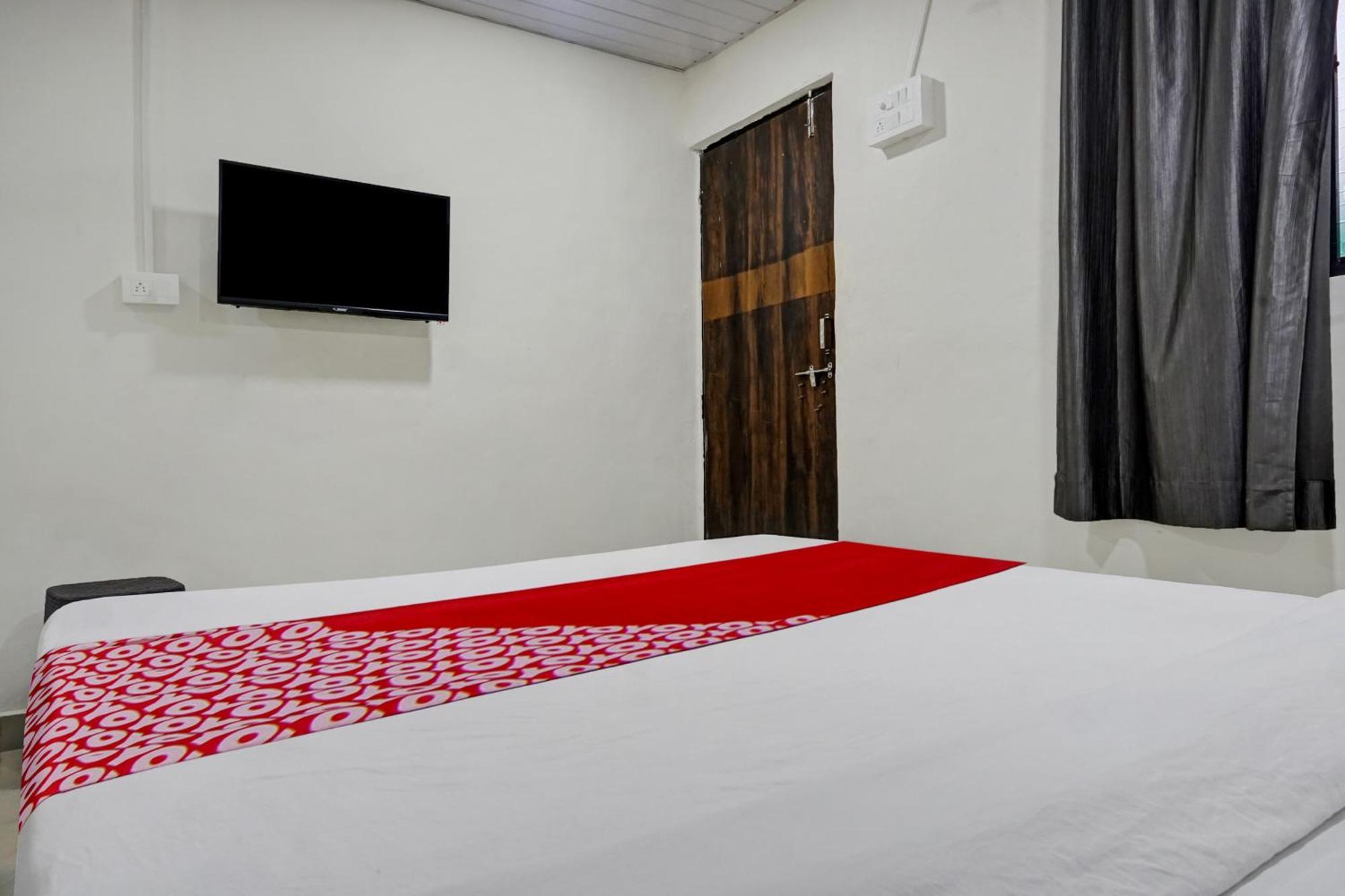 Hotel O Metro View Pimpri-Chinchwad Buitenkant foto