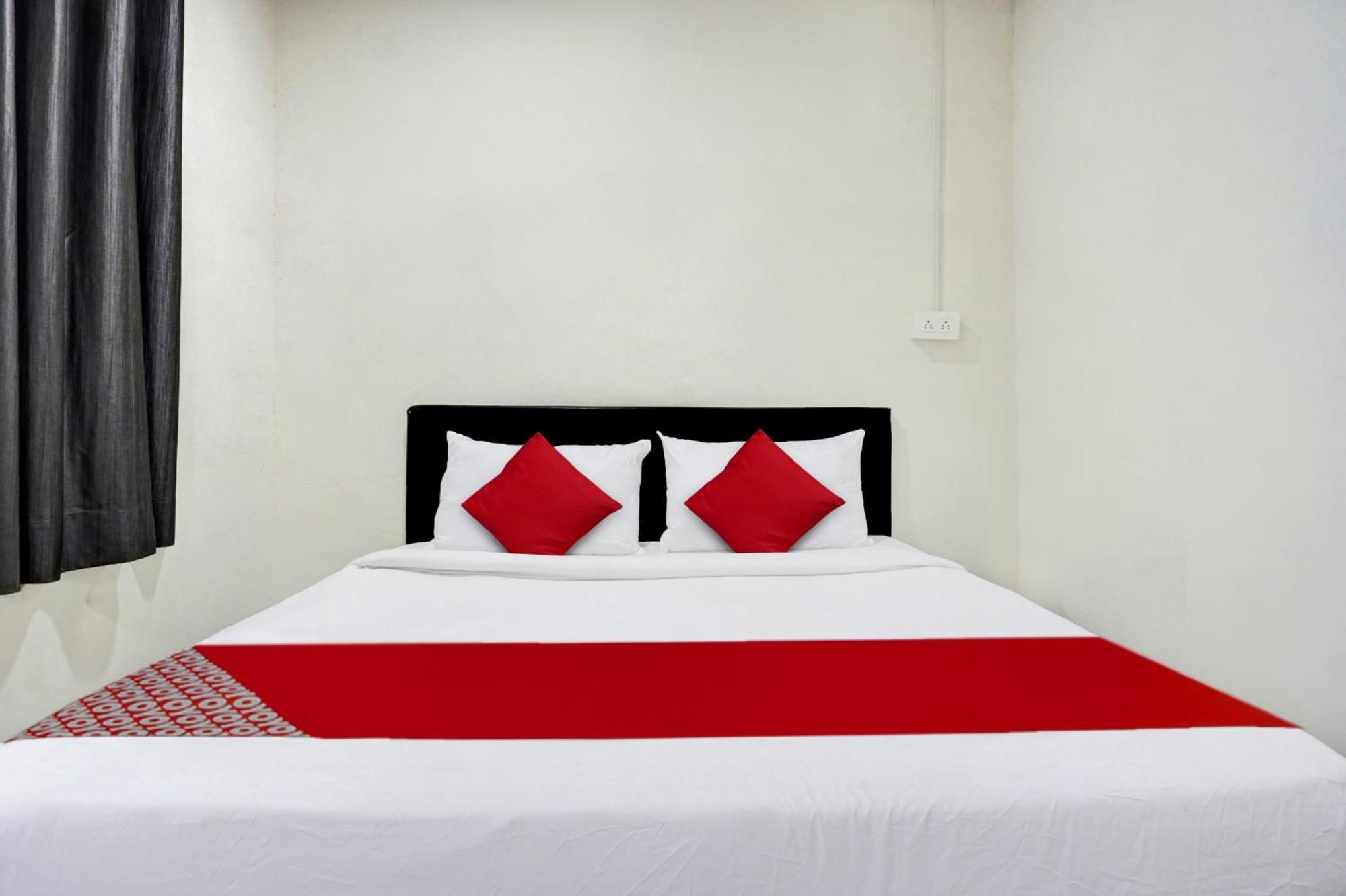 Hotel O Metro View Pimpri-Chinchwad Buitenkant foto